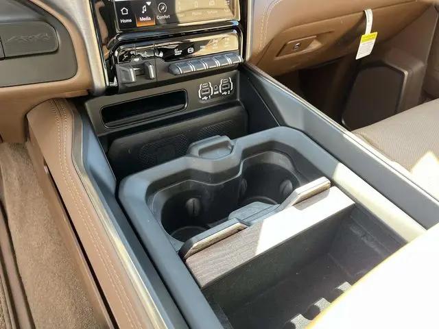 2024 Ram 2500 Limited Longhorn Crew Cab 4x4 6'4" Box