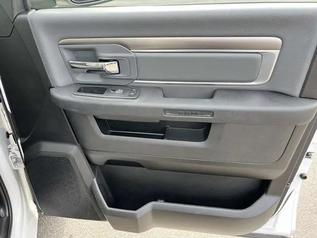 2024 Ram 1500 Classic SLT Quad Cab 4x4 6'4" Box