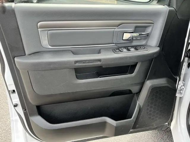 2024 Ram 1500 Classic SLT Quad Cab 4x4 6'4" Box