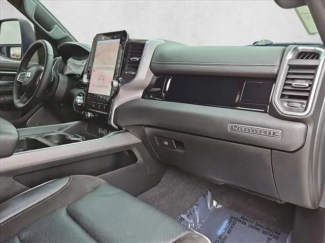 2025 Ram 1500 Laramie Crew Cab 4x4 5'7" Box