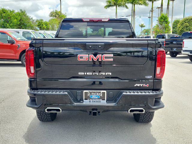 2024 GMC Sierra 1500 4WD Crew Cab Short Box AT4