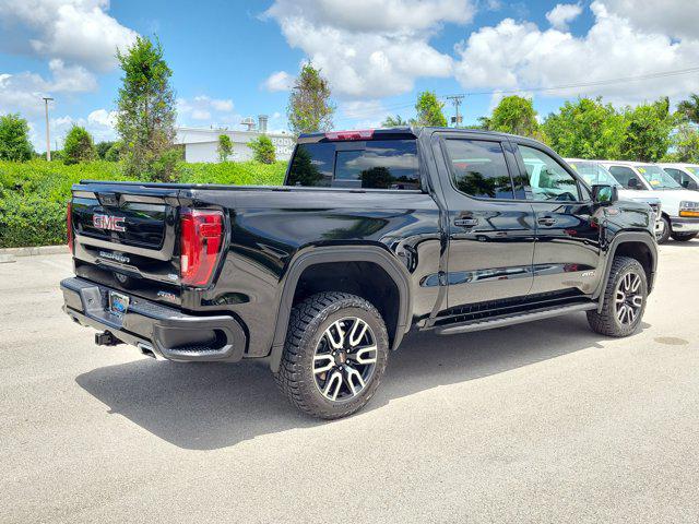 2024 GMC Sierra 1500 4WD Crew Cab Short Box AT4