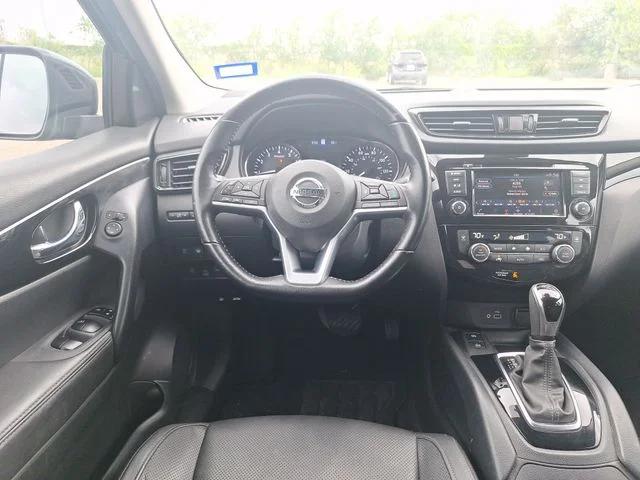 2022 Nissan Rogue Sport SL AWD Xtronic CVT