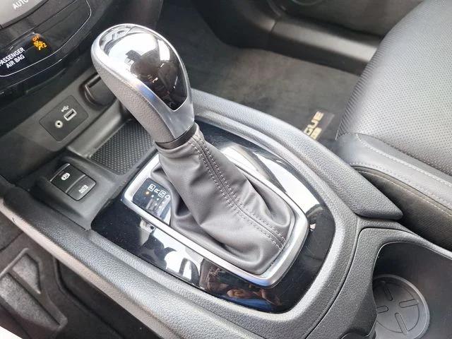 2022 Nissan Rogue Sport SL AWD Xtronic CVT