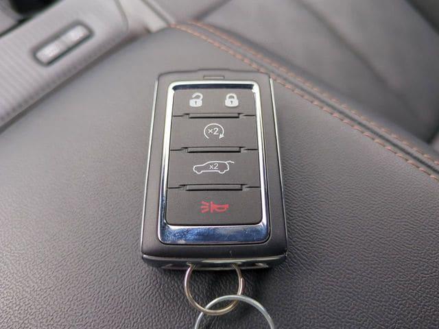 2026 Jeep Cherokee Overland 4x4