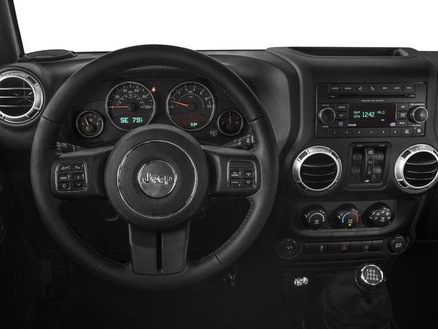 2016 Jeep Wrangler Unlimited Sahara - 6