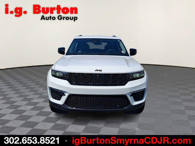 2023 Jeep Grand Cherokee Limited 4x4 2023 Jeep Grand Cherokee Limited 4x4