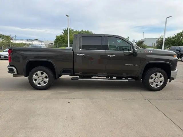 2022 Chevrolet Silverado 2500HD 4WD Crew Cab Standard Bed LTZ