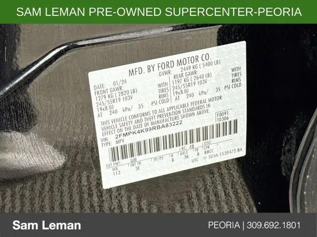 2024 Ford Edge Titanium