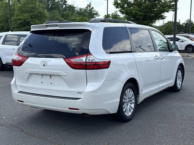 2017 Toyota Sienna XLE 8 Passenger 2017 Toyota Sienna XLE 8 Passenger
