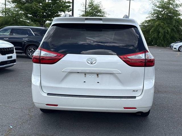 2017 Toyota Sienna XLE 8 Passenger 2017 Toyota Sienna XLE 8 Passenger