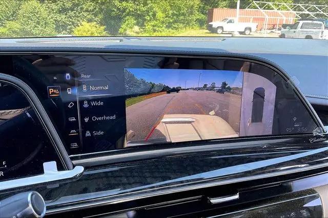 2023 Cadillac Escalade ESV 4WD Premium Luxury