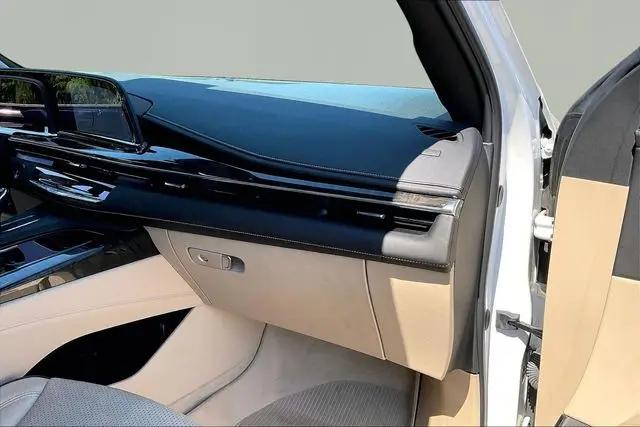 2023 Cadillac Escalade ESV 4WD Premium Luxury