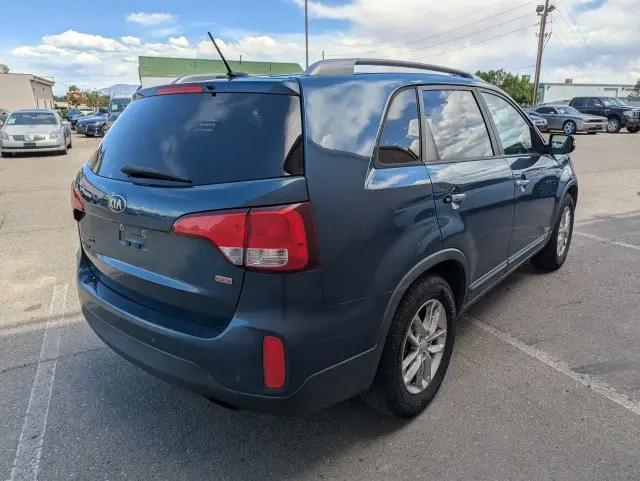 2014 Kia Sorento LX