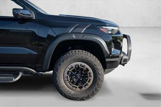 2023 Chevrolet Colorado 4WD Crew Cab Short Box ZR2