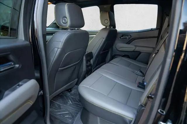 2023 Chevrolet Colorado 4WD Crew Cab Short Box ZR2