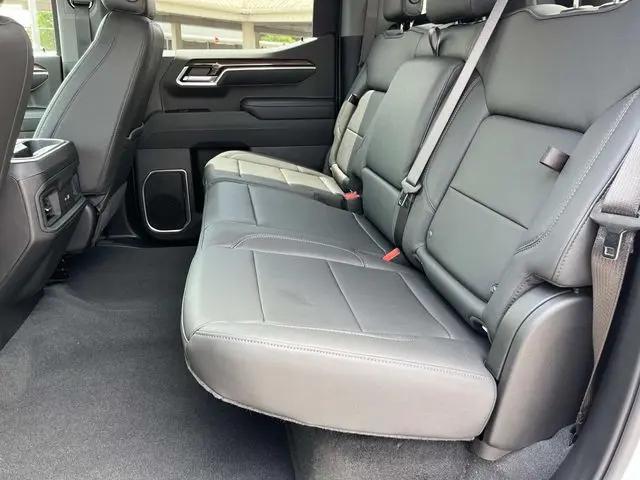 2026 Chevrolet Silverado 1500 4WD Crew Cab Short Bed RST