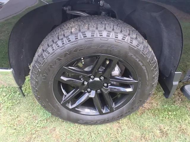2024 Chevrolet Silverado 1500 4WD Crew Cab Short Bed LTZ
