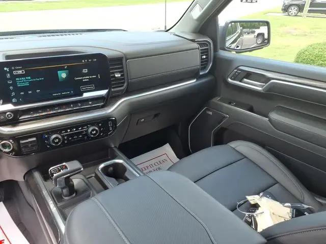 2024 Chevrolet Silverado 1500 4WD Crew Cab Short Bed LTZ