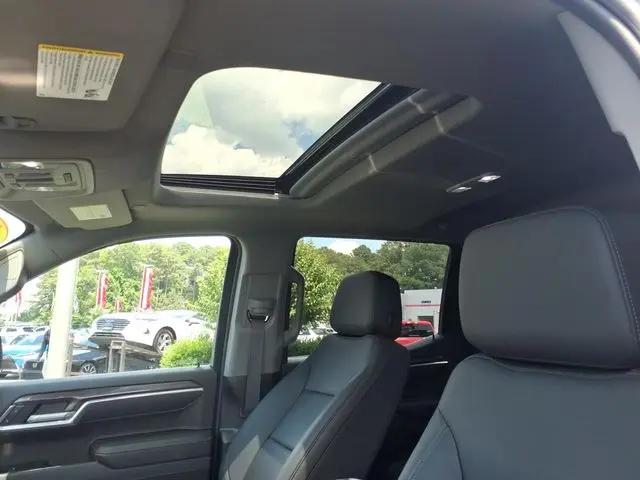 2024 Chevrolet Silverado 1500 4WD Crew Cab Short Bed LTZ