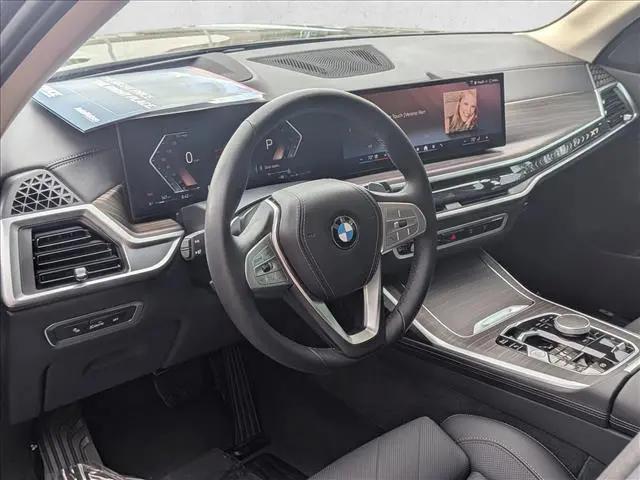 2024 BMW X7 xDrive40i