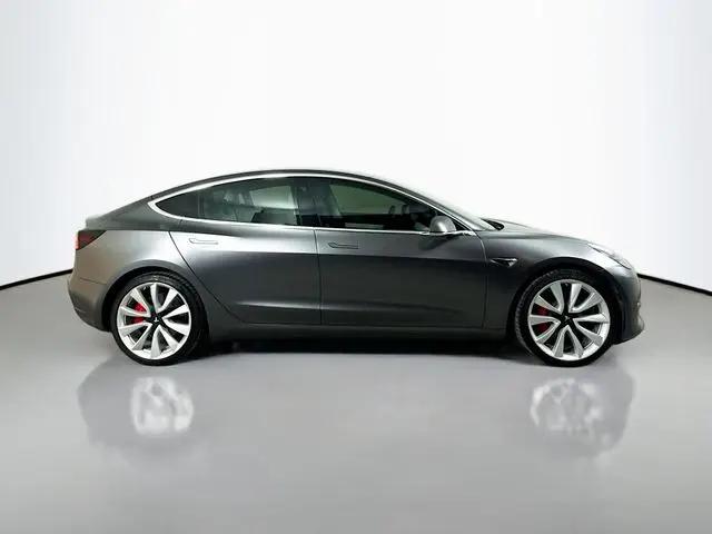 2018 Tesla Model 3 Performance