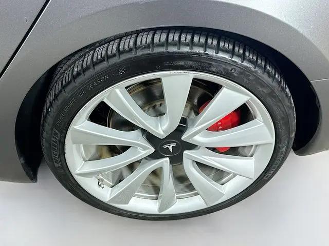 2018 Tesla Model 3 Performance