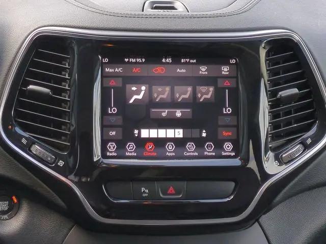 2019 Jeep Cherokee Limited FWD