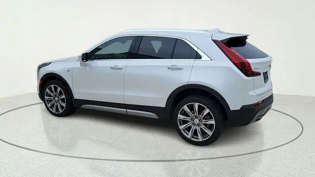 2023 Cadillac XT4 FWD Premium Luxury
