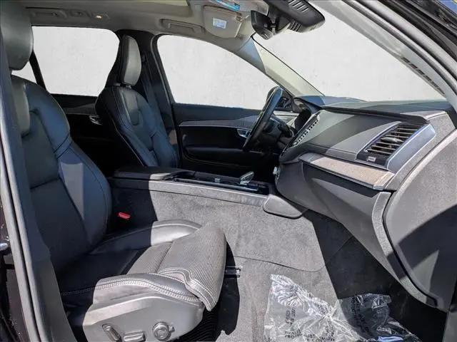 2024 Volvo XC90 Recharge T8 Ultimate Bright Theme 7-Seater