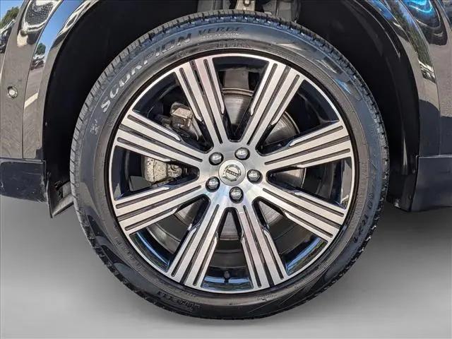 2024 Volvo XC90 Recharge T8 Ultimate Bright Theme 7-Seater