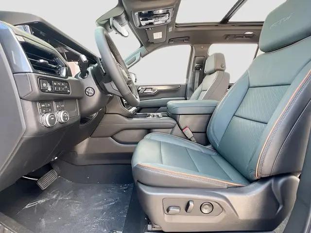 2026 GMC Yukon 4WD AT4