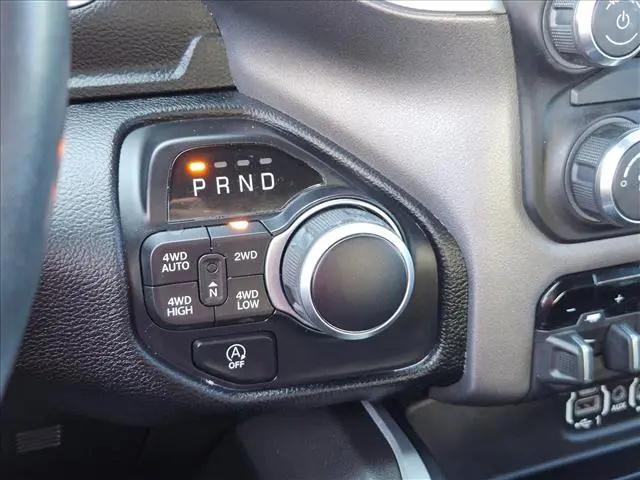 2020 Ram 1500 Big Horn Crew Cab 4x4 5'7" Box