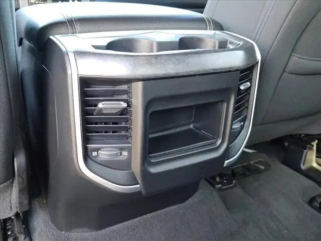 2020 Ram 1500 Big Horn Crew Cab 4x4 5'7" Box