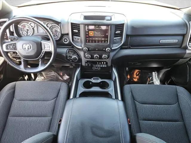 2020 Ram 1500 Big Horn Crew Cab 4x4 5'7" Box
