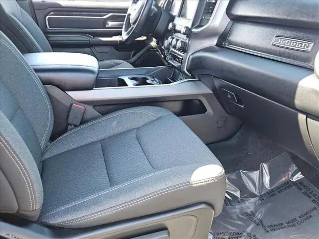 2020 Ram 1500 Big Horn Crew Cab 4x4 5'7" Box