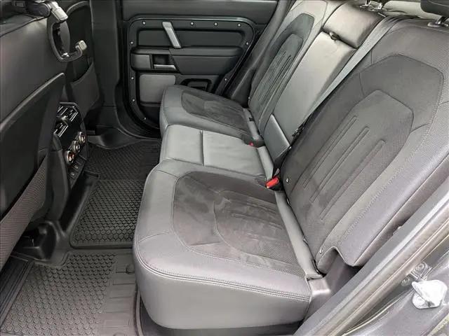 2024 Land Rover Defender 110 P525 Carpathian Edition