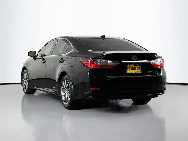 2017 Lexus ES 300h ES 300h