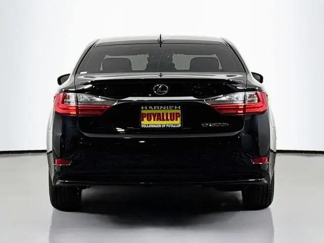 2017 Lexus ES 300h ES 300h