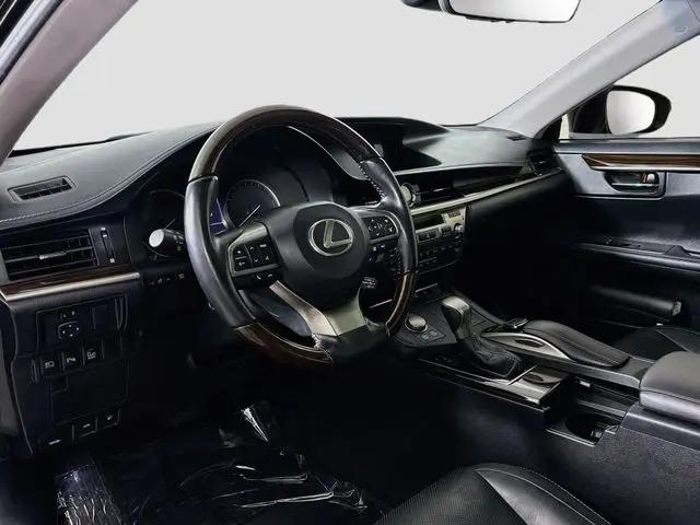 2017 Lexus ES 300h ES 300h