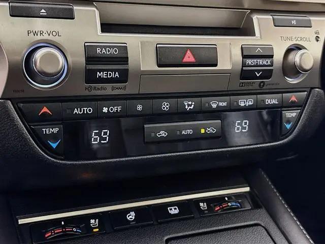 2017 Lexus ES 300h ES 300h