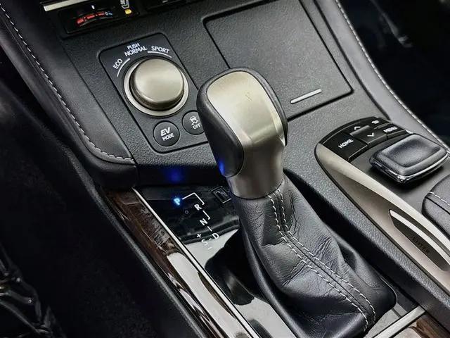 2017 Lexus ES 300h ES 300h