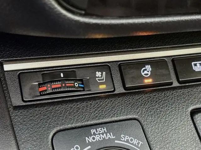 2017 Lexus ES 300h ES 300h