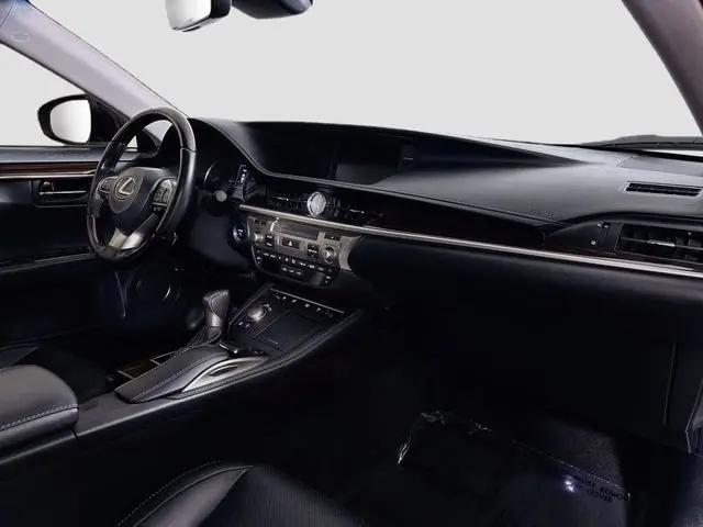 2017 Lexus ES 300h ES 300h