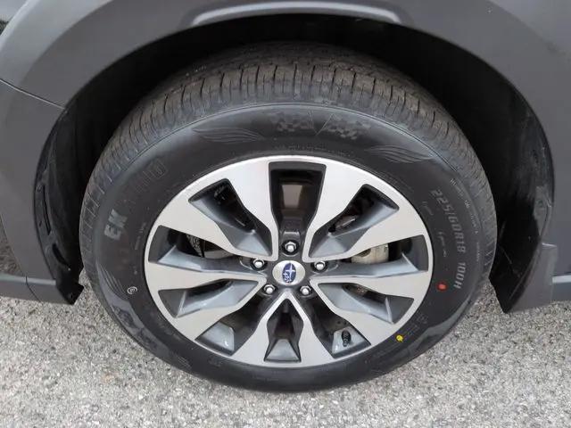 2024 Subaru Outback Touring XT