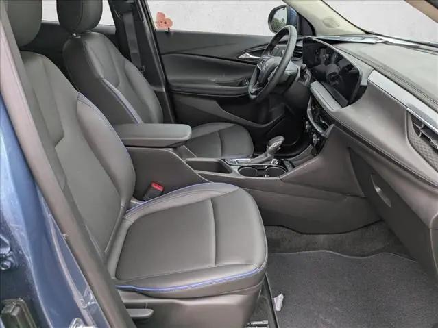 2025 Buick Encore GX Sport Touring FWD