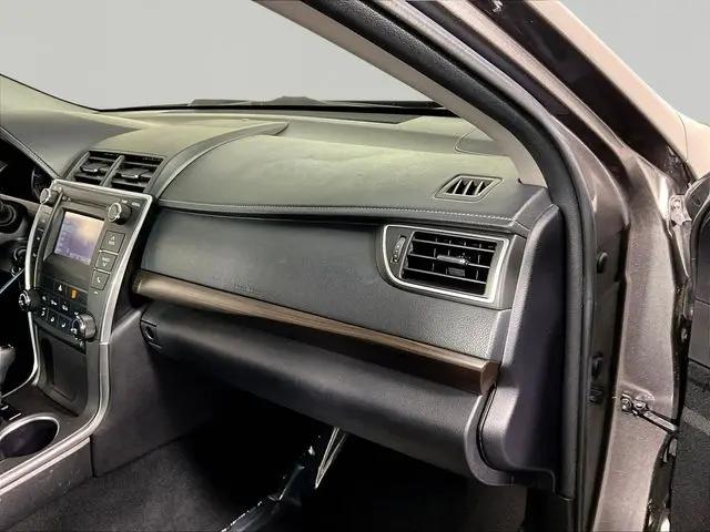 2016 Toyota Camry XLE