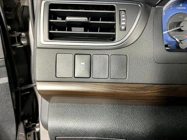 2016 Toyota Camry XLE