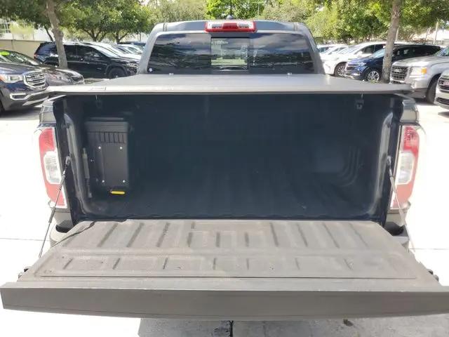 2017 GMC Canyon SLT