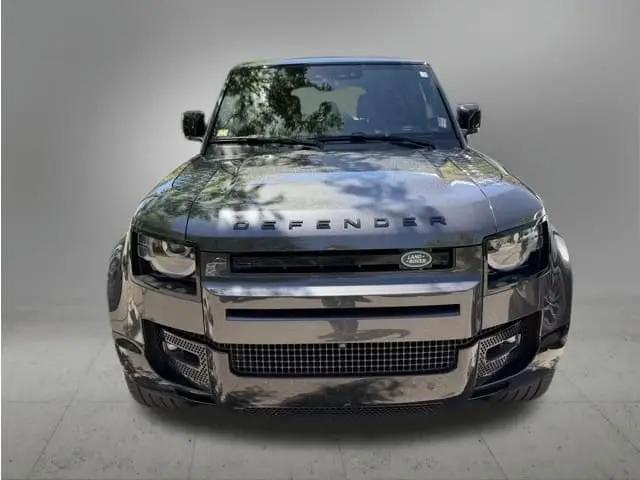2023 Land Rover Defender 110 V8